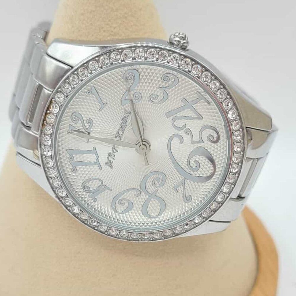 Betsey Johnson Silver Tone Watch With Crystal Bezel WORKING!  New Battery